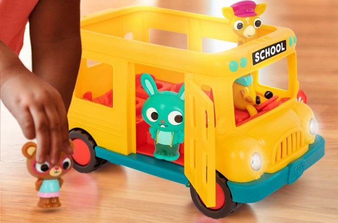Muzyczny autobus szkolny z wesołymi pasażerami B. Toys - Bonnie’s School Bus